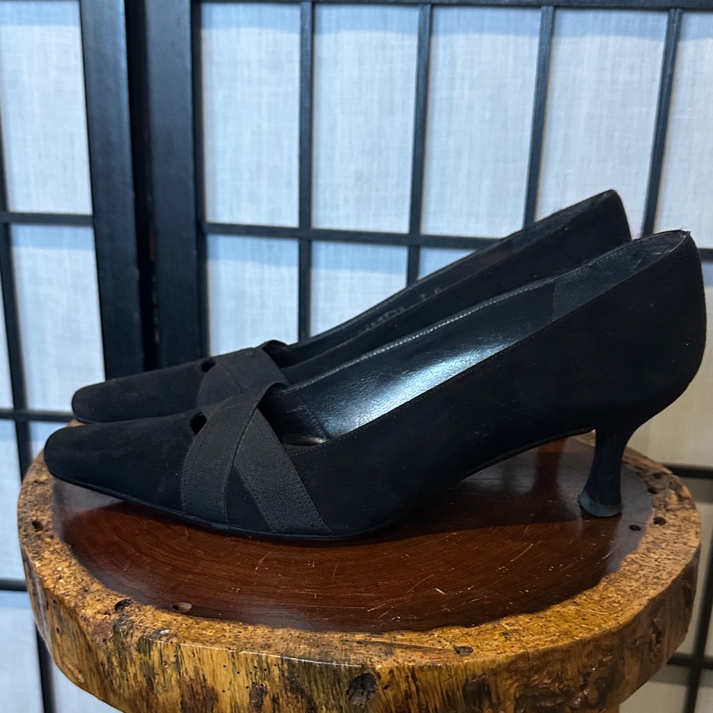 Stuart Weitzman Suede Kitten Vintage Black Heels 7.5